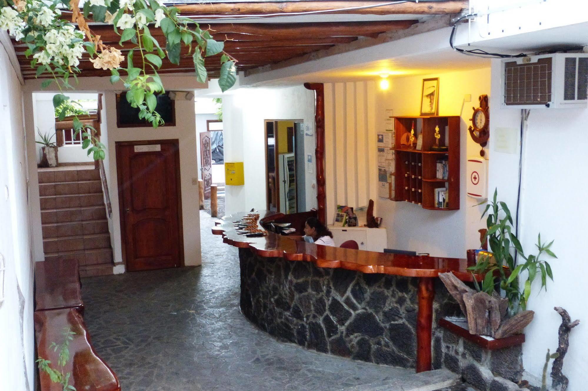 Galapagos Islands Hotel Puerto Ayora  Exterior foto